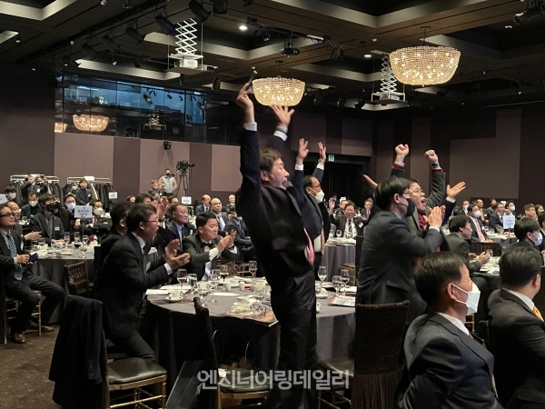 제1회 대한민국 엔지니어링 대상을 수상한 건화 임직원들